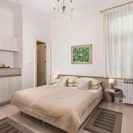 Sokol Center Apartment