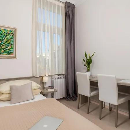 Sokol Center Apartment Opatija